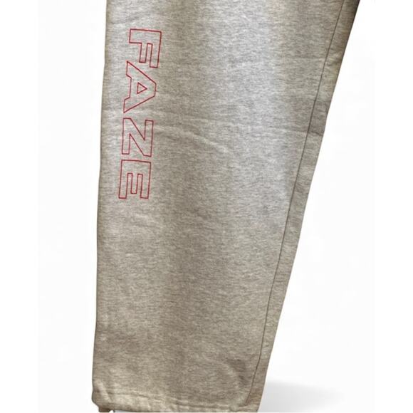 FaZe Clan Heavyweight Organic Cotton Fleece Sweatpants XL Gray Gamer Streetwear - Picture 3 of 8